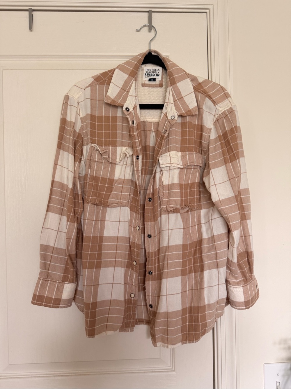 American Eagle Plaid Shirt in Tan & Cream